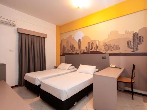 2 twin beds