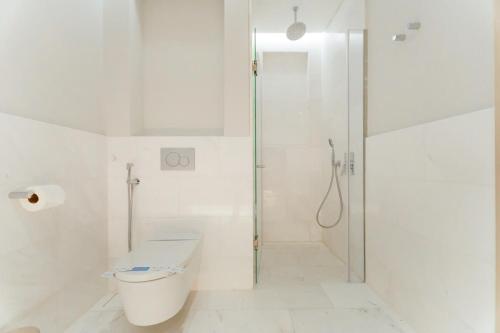 FAM Living - Palm Tower - Palm Jumeirah - Panoramic Studios - image 13