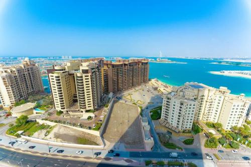 FAM Living - Palm Tower - Palm Jumeirah - Panoramic Studios - image 12