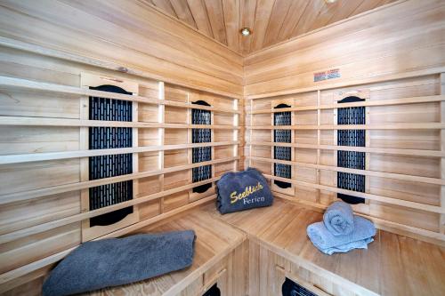 Baño, Maisonette Fewo Kapteins Lounge by Seeblick Ferien ORO, Rundum Wasser, 6Pers, Sauna, Kamin in Olpenitz