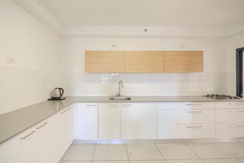 Luxury 5 Rooms Apartment with elevator in Ashdod