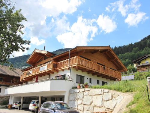Apartment in Piesendorf near Ski Slopes, Piesendorf
