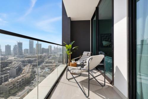 BLVD Luxury 2BHK with Private Pool Near Circle Mall - image 4