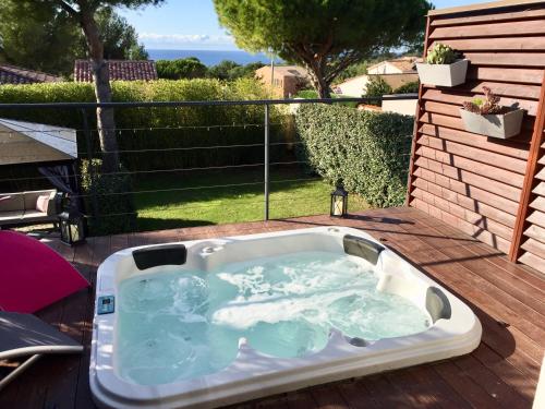 L'ESCALE COTE BLEUE VILLA & Spa Classée 4 Étoiles - Location, gîte - Sausset-les-Pins
