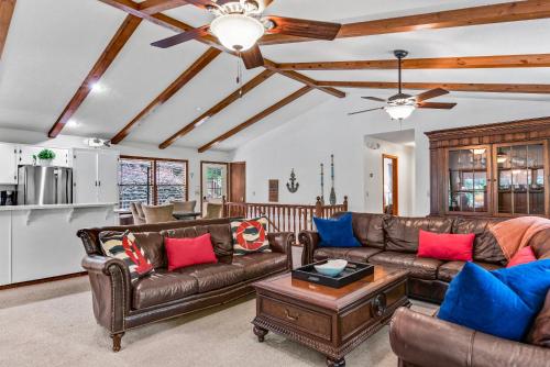 Lakefront with Dock and Hot Tub - image 9