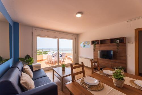 邦瑞珀斯阿公寓 (Apartamentos Bon Repos) in 聖蘇薩納