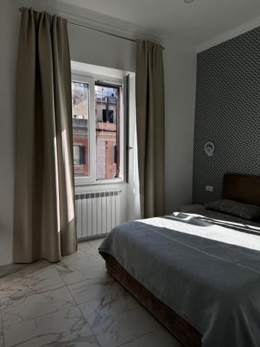 2bedrooms in the center Termini