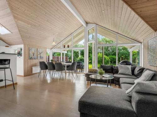 Holiday Home Mika - 800m from the sea by Interhome in Idestrup