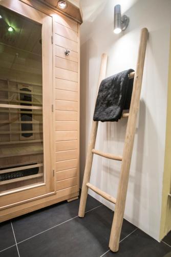 Amsterdam House of Arts & Crafts – Amsterdam, NY