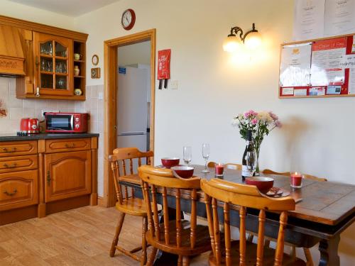 Cocina, Ivy Grange Cottage in Harrogate City Center