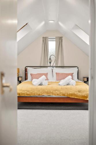 Spacious 6 Bed House in Waterlooville Portsmouth by Amber Stays, Perfect for Long Term Stays, Sleeps 14! gîte à louer Cowplain