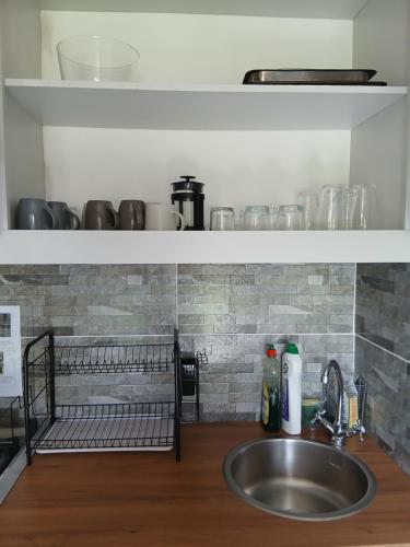 Bedrock inn in 해리스미스