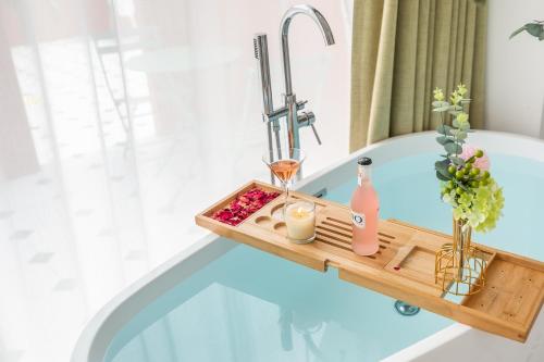 Shanghai Half Window Hotel  in Shanghai Int’l Tourism Resort and Disney Land