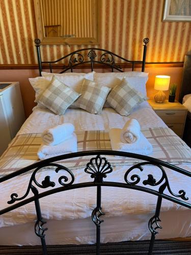 EDINBURGH TRAVEL GUEST HOUSE near Yes Cafe