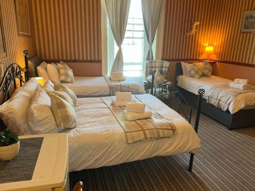 EDINBURGH TRAVEL GUEST HOUSE near Yes Cafe