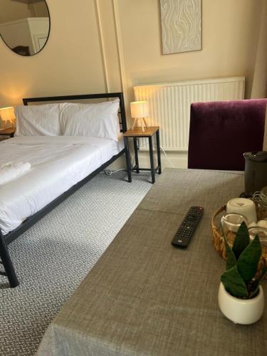 EDINBURGH TRAVEL GUEST HOUSE near Yes Cafe