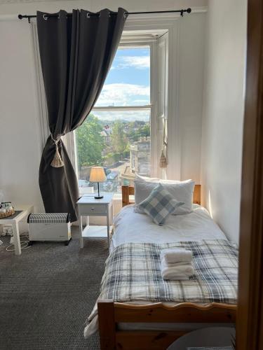 EDINBURGH TRAVEL GUEST HOUSE near Yes Cafe