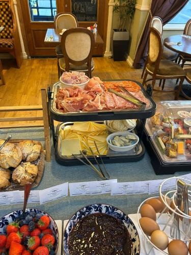Alcock & Brown Hotel – Connemara