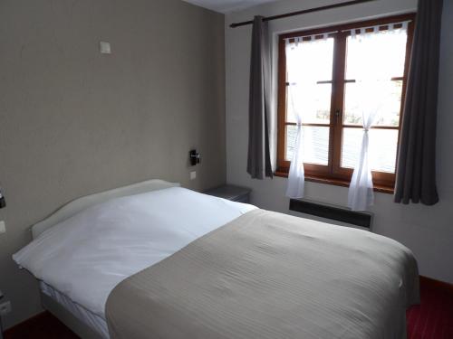 Chambre double, vue sur le jardin