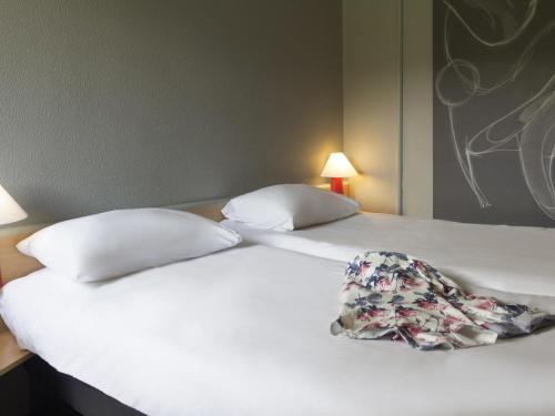 ibis Dieppe Le Val Druel Hotel de charme Rouxmesnil-Bouteilles