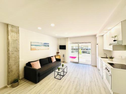 WELCS APARTAMENTO 290 PDA con piscina y vistas - image 4