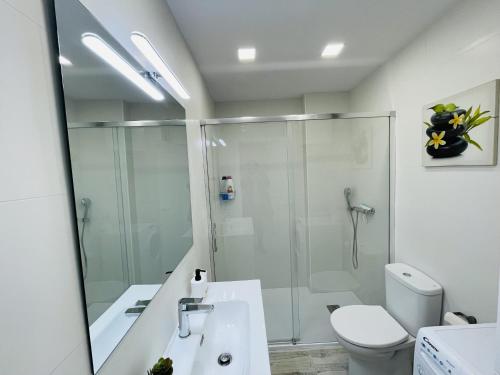 WELCS APARTAMENTO 291 PDA con piscina y vistas - image 3