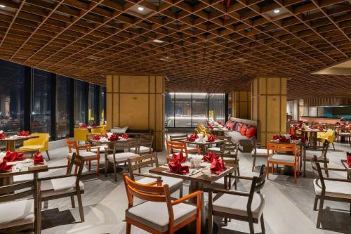 Restoran, Khách Sạn Apec Mandala Whyndham Tuy Hoa -Phú Yên (Khach San Apec Mandala Whyndham Tuy Hoa -Phu Yen) in Tuy Hòa (Phú Yên)