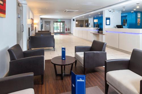 Hall, Holiday Inn Express London - Dartford By IHG in Grande Londra Est
