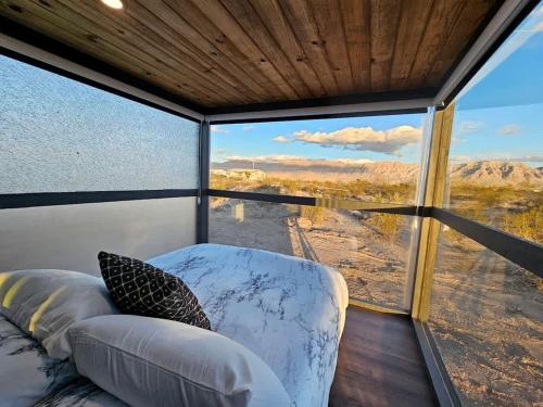 Arizona Adventure Awaits: Glamping Rental Offering Exquisite Views in 米德維尤