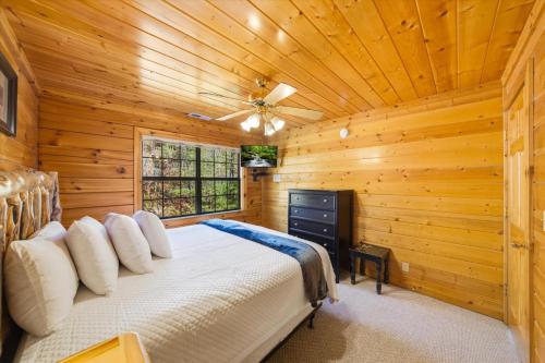 Wildbriar Inn By Colonial Properties - image 6