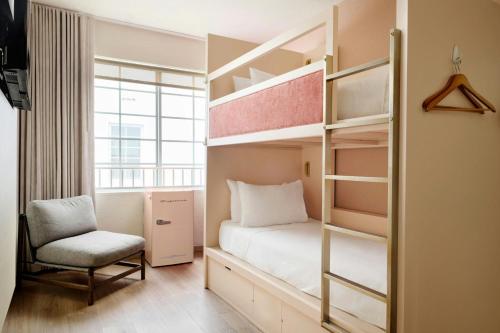 1 bunk bed