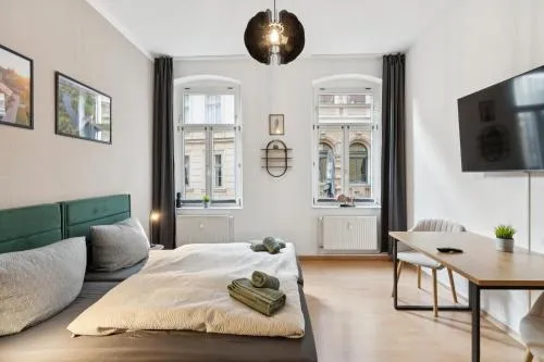 Larooms KU11 - Zentrales & charmantes Altbauapartment - All inclusiv! in Halle Saale in Halle an der Saale, Deutschland