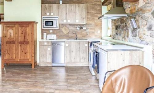 La Tienda de Abajo - Apartamentos acogedores con calefacción, parking y vistas al Valle de Soba (La Tienda de Abajo - Apartamentos acogedores con calefaccion, parking y vistas al Valle de Soba) in El Rio