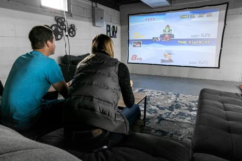 The Waterfront-Game Room!Movie Theatre!Bunk Room! - image 13