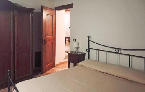 Nice Apartment In Sant'angelo In Vado With Wifi in Sant' Angelo in Vado