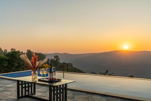 Koko House - Infinity pool