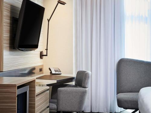 Executive King Room