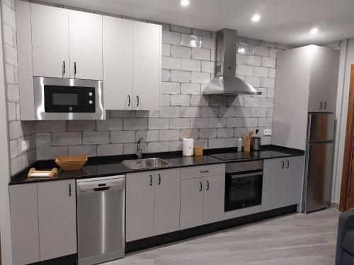 Kitchen, El Rato Apartamentos Rurales in Navia