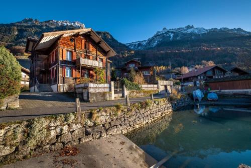 Chalet Seehus Iseltwald - Apartment