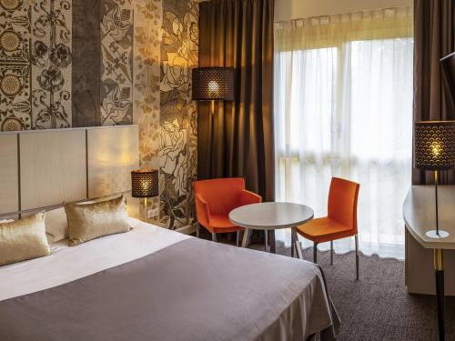 hotel photo