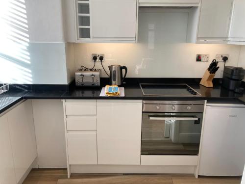 NELL GWYNN HOUSE - Luxurious and Opulent Extra Large One Bedroom Apartment in Kensington and Chelsea