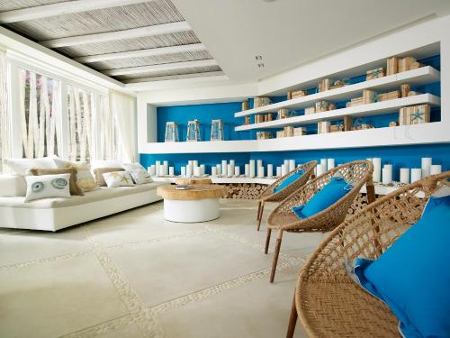 Artemis Deluxe Rooms