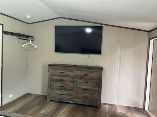 . Oak Lodge1