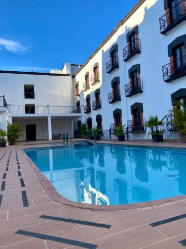 Hotel Maria Del Carmen - 케레타로 주