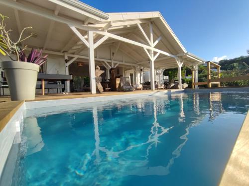 Villa Franco - Plage de Leroux à 600m - Vue mer exceptionnelle - Location, gîte - Deshaies