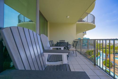 Phoenix on the Bay 1427 condo - image 4
