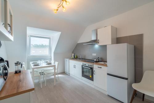 2 Zimmer Dachstudio Apartment mit 4 Einzelbetten in Pforzheim, Deutschland