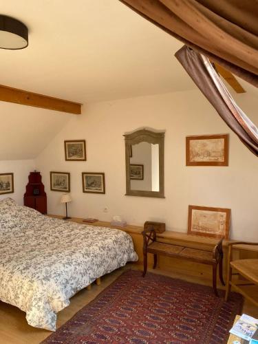 La Grange - Hameau de Montmelian in Vulaines-sur-Seine