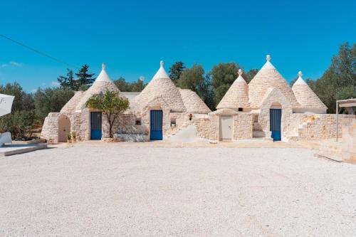Trulli Scacciapensieri With Pool