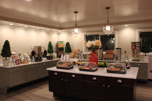 Yiyecek ve İçecekler, Quality Inn & Suites Santa Maria in Santa Maria (CA)